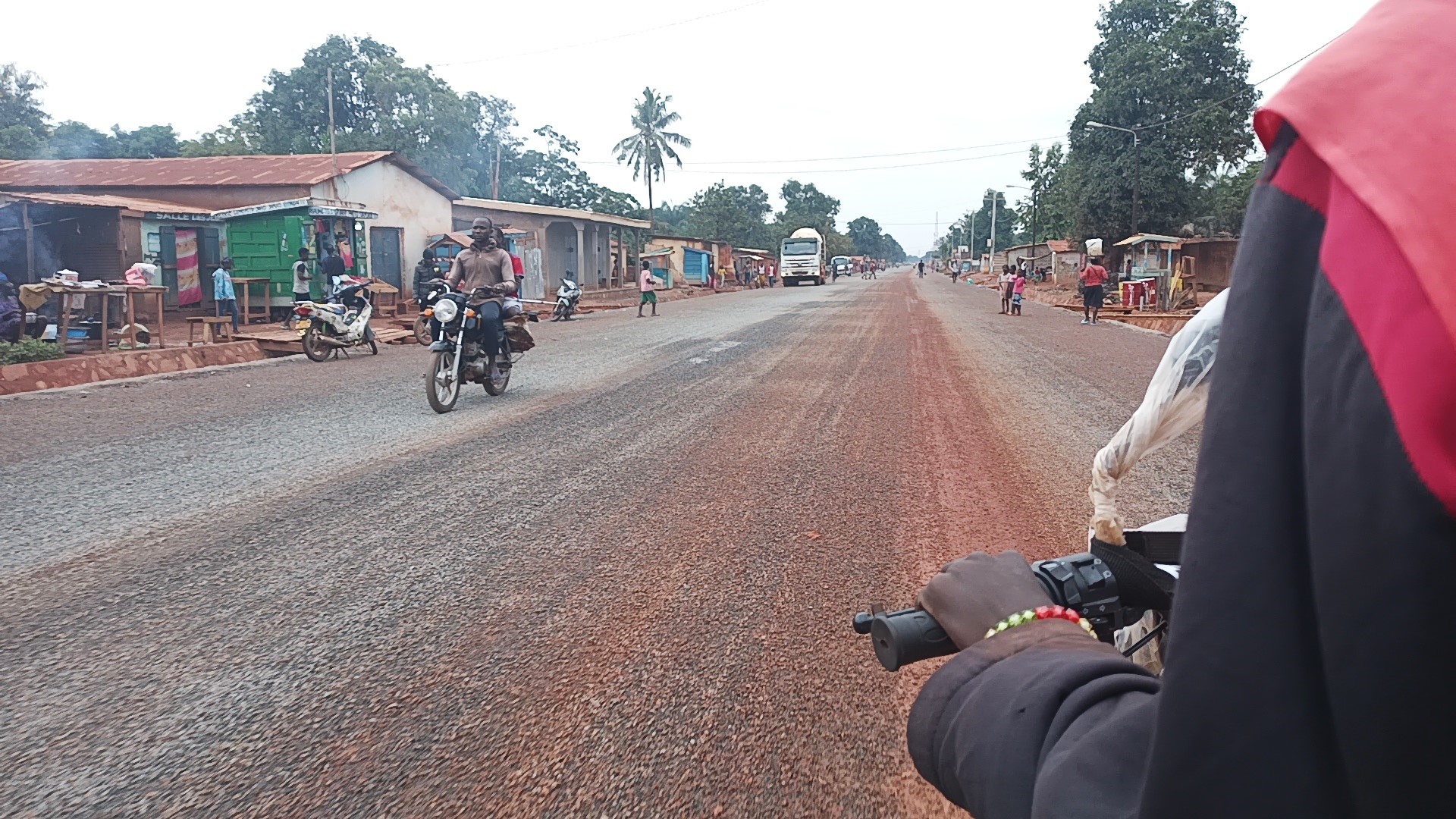 Bangui : satisfaction et attente des usagers sur les travaux de réhabilitation de l’avenue Patassé