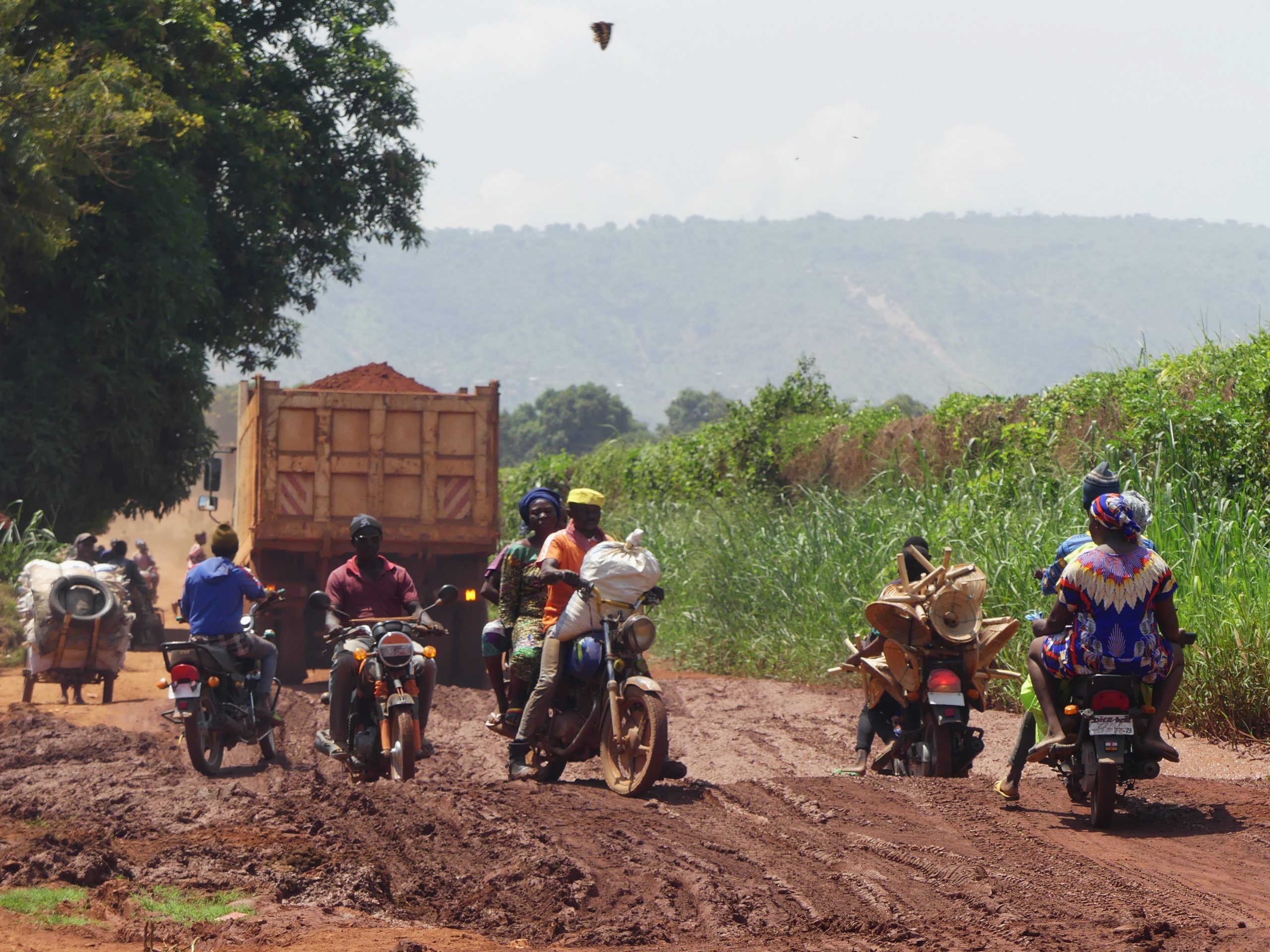 A Bangui, des usagers et riverains déplorent la dégradation d’une route proche de l’aéroport