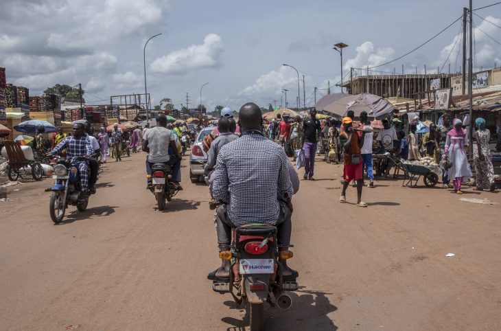 Bangui : la route qui traverse le marché de Gobongo enfin dégagée