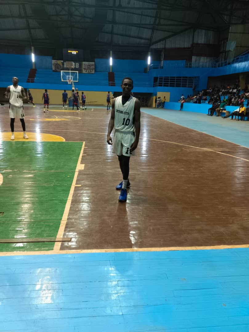 Basket-ball : Tichique Mike Beckoyen, cette pépite qui émerge de Castor city