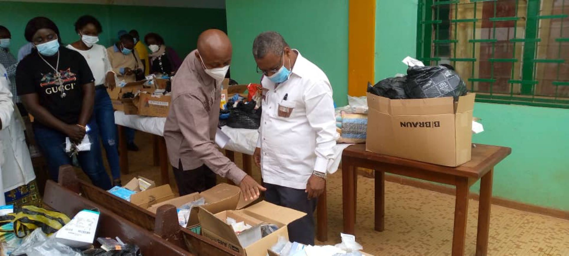 Santé : des médicaments non-conformes et interdits de vente saisis à l’hôpital Communautaire de Bangui