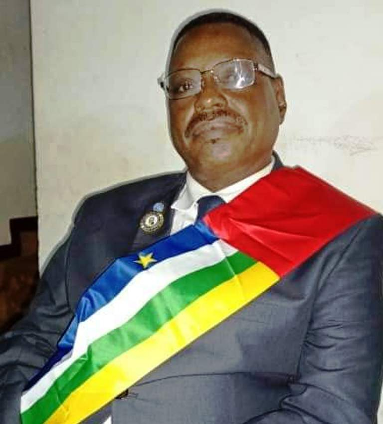 Faux, le Conseiller économique Lamido Issa Bi Amadou n’a pas été arrêté, mais a été empêché de quitter Bangui